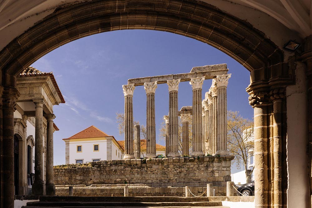 Évora